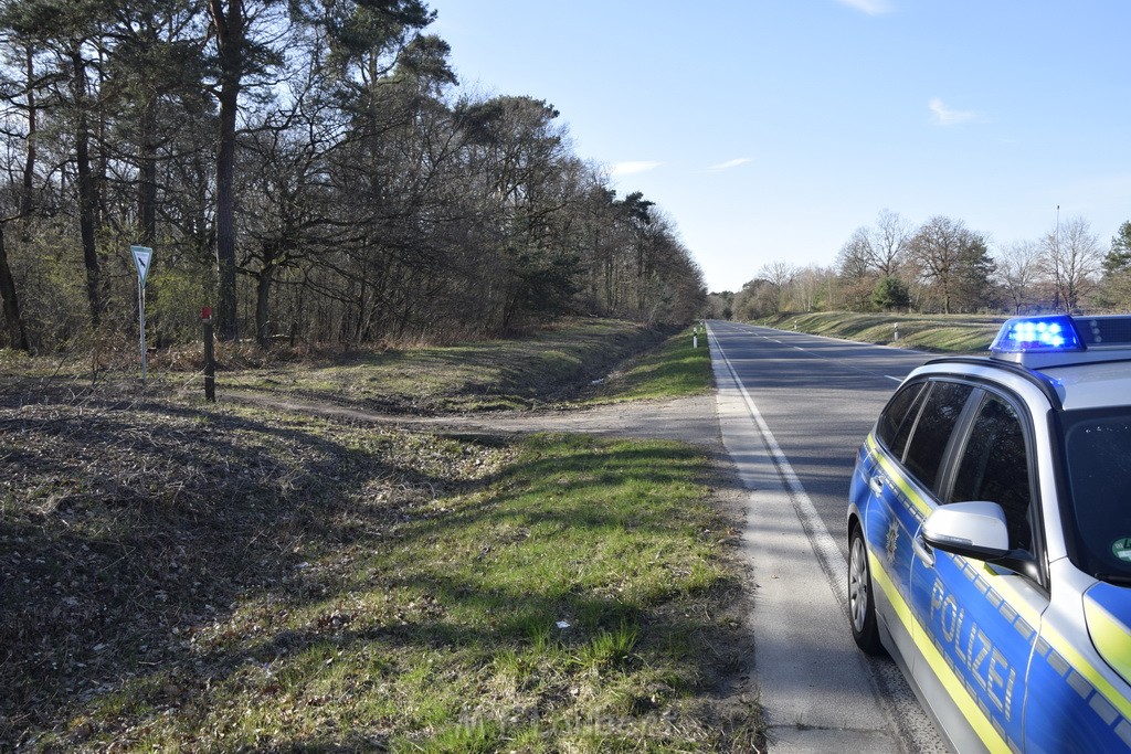 Schwerer VU Krad Fahrrad Koeln Porz Alte Koelnerstr P143.JPG - Miklos Laubert